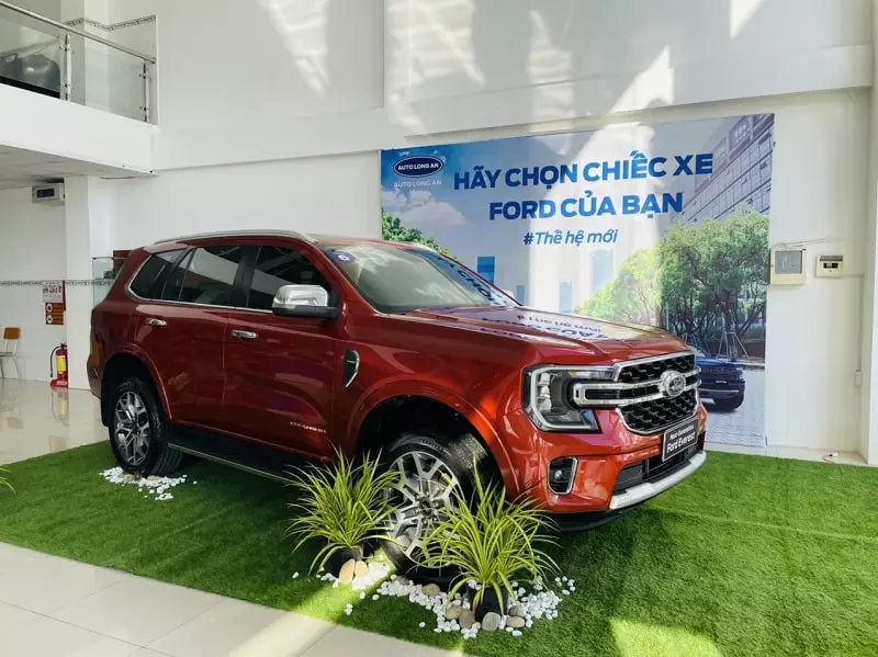 Ford Everest 2022 về tới Long An Ford