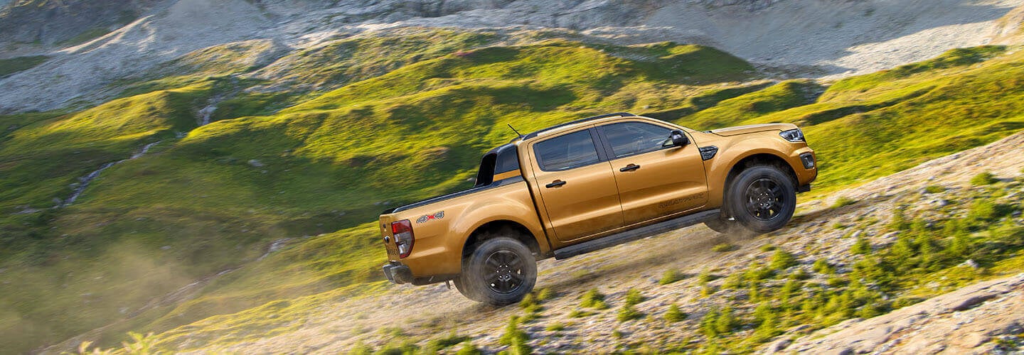 Xe bán tải Ford Ranger chạy được hơn 1.200km với một bình dầu đầy
