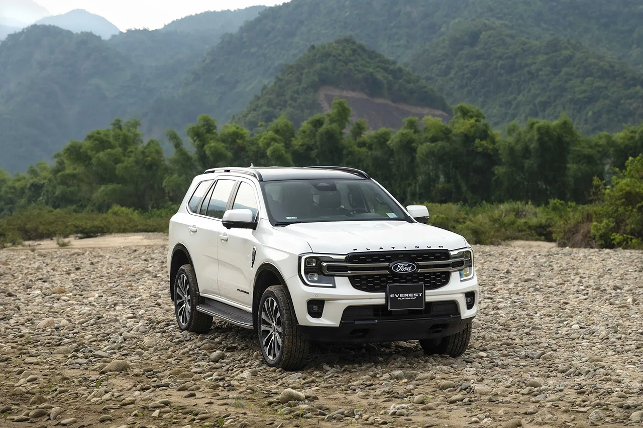 Ford Everest - Giá Bán Ưu Đãi